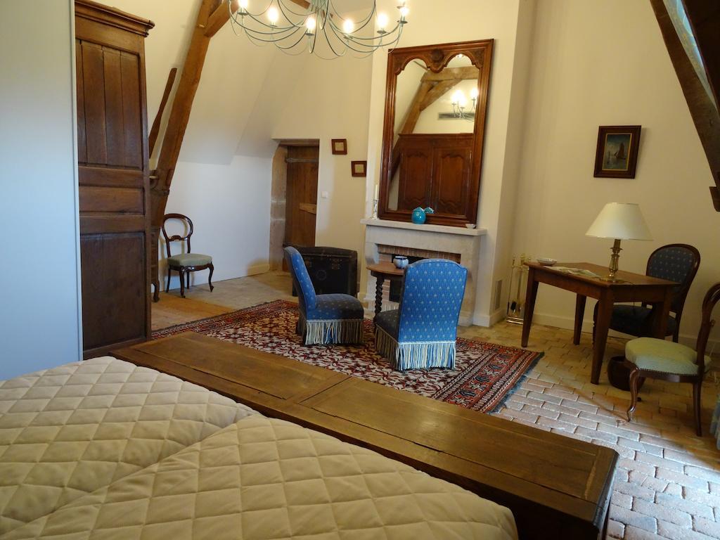 Gentilhommiere De Collonges Bed & Breakfast Prisse Room photo